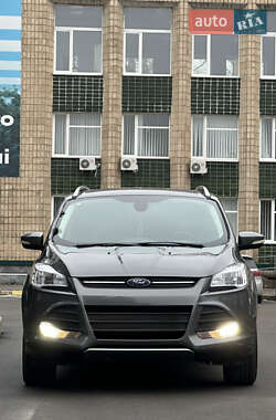 Внедорожник / Кроссовер Ford Escape 2013 в 