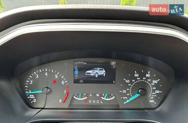 Внедорожник / Кроссовер Ford Escape 2022 в 