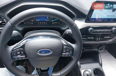 Внедорожник / Кроссовер Ford Escape 2022 в 