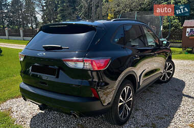 Внедорожник / Кроссовер Ford Escape 2022 в 