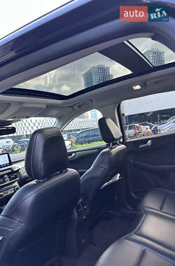 Внедорожник / Кроссовер Ford Escape 2022 в 
