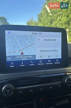 Внедорожник / Кроссовер Ford Escape 2022 в 