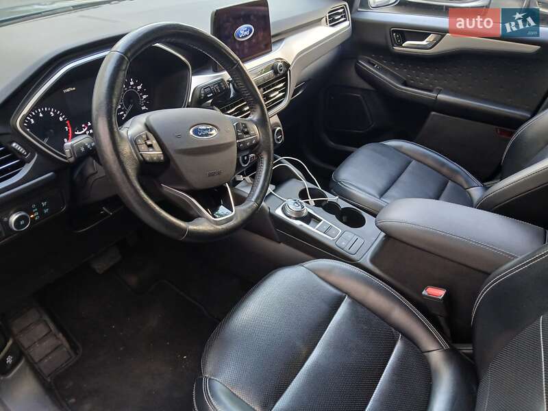 Внедорожник / Кроссовер Ford Escape 2020 в Киеве