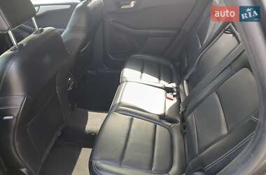 Внедорожник / Кроссовер Ford Escape 2020 в 