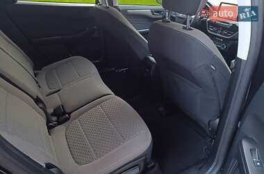 Внедорожник / Кроссовер Ford Escape 2022 в 
