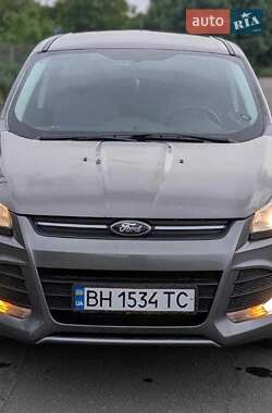 Внедорожник / Кроссовер Ford Escape 2013 в 