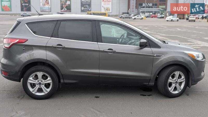 Позашляховик / Кросовер Ford Escape 2013 в Одесі