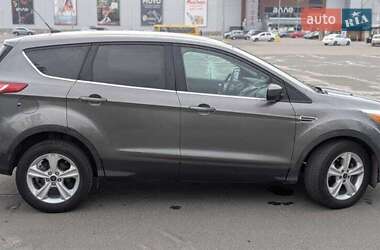Внедорожник / Кроссовер Ford Escape 2013 в 