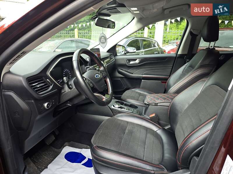 Позашляховик / Кросовер Ford Escape 2021 в Львові