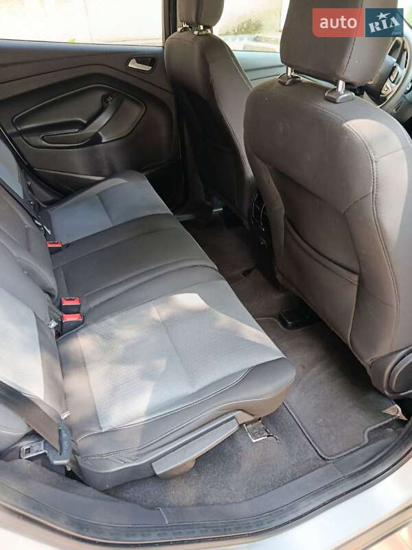 Внедорожник / Кроссовер Ford Escape 2019 в Бершади