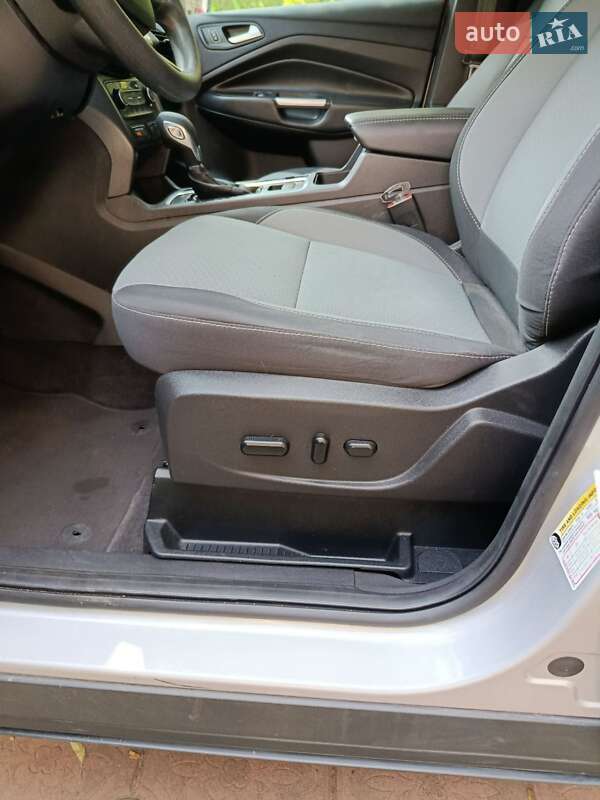 Внедорожник / Кроссовер Ford Escape 2019 в Бершади