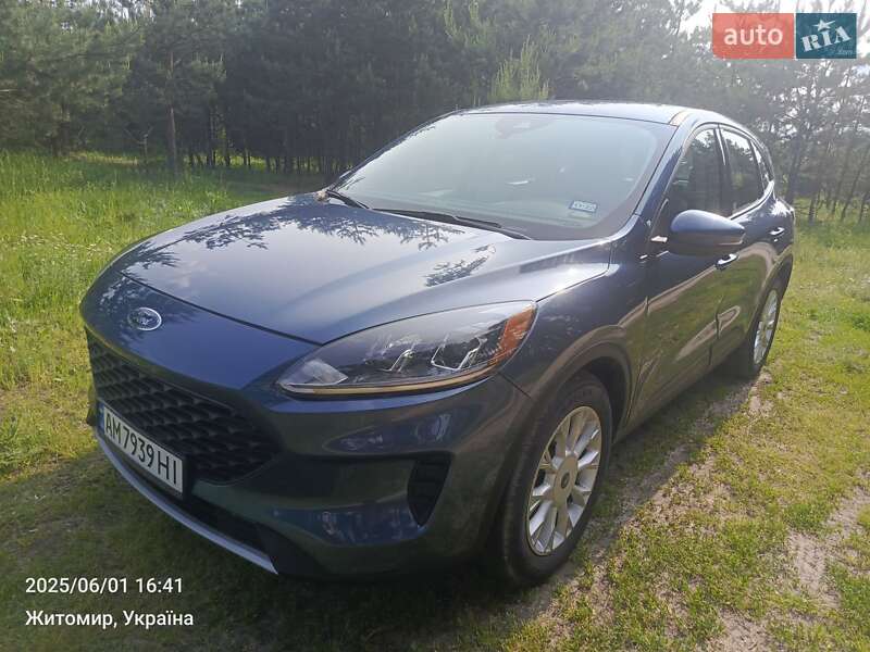 Внедорожник / Кроссовер Ford Escape 2020 в Житомире