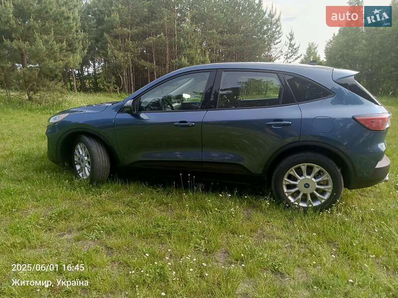 Внедорожник / Кроссовер Ford Escape 2020 в Житомире