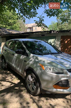 Внедорожник / Кроссовер Ford Escape 2014 в 