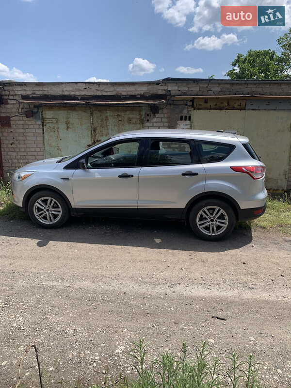 Позашляховик / Кросовер Ford Escape 2014 в Кривому Розі