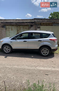 Внедорожник / Кроссовер Ford Escape 2014 в 