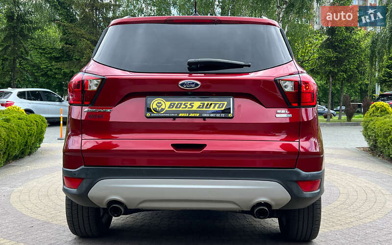 Внедорожник / Кроссовер Ford Escape 2018 в Львове