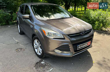 Внедорожник / Кроссовер Ford Escape 2013 в 