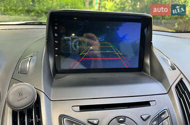 Внедорожник / Кроссовер Ford Escape 2013 в 