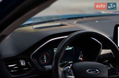 Внедорожник / Кроссовер Ford Escape 2021 в 