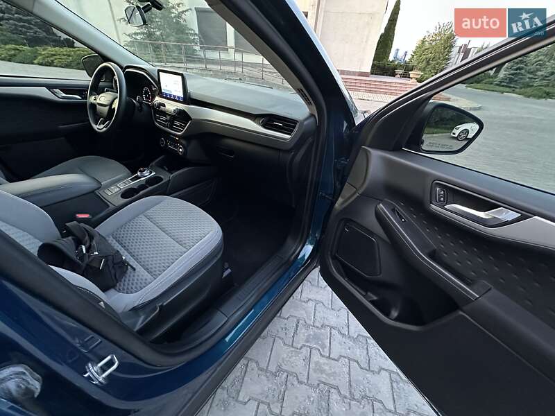 Внедорожник / Кроссовер Ford Escape 2020 в Павлограде