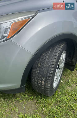 Внедорожник / Кроссовер Ford Escape 2013 в 