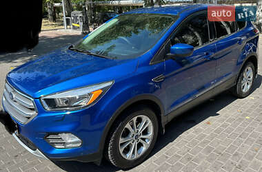 Внедорожник / Кроссовер Ford Escape 2017 в Киеве