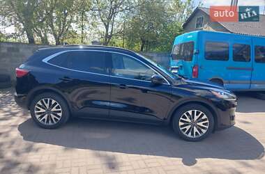 Внедорожник / Кроссовер Ford Escape 2019 в 
