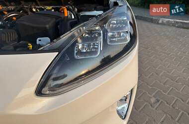 Внедорожник / Кроссовер Ford Escape 2020 в 