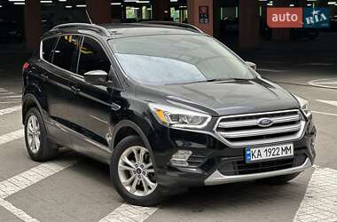 Внедорожник / Кроссовер Ford Escape 2017 в Киеве
