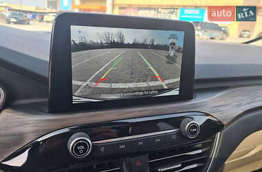 Внедорожник / Кроссовер Ford Escape 2020 в 