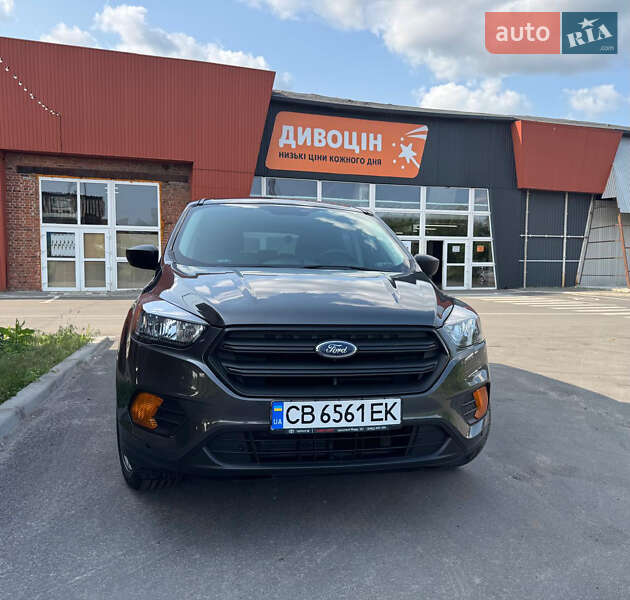 Внедорожник / Кроссовер Ford Escape 2018 в Чернигове