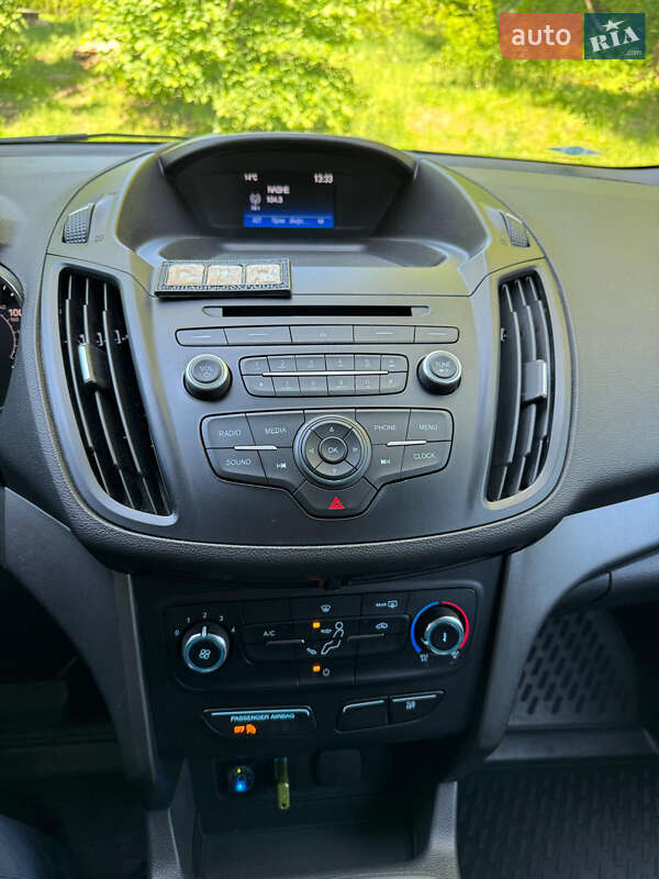 Внедорожник / Кроссовер Ford Escape 2018 в Чернигове