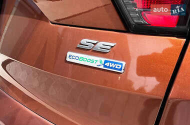 Внедорожник / Кроссовер Ford Escape 2016 в 