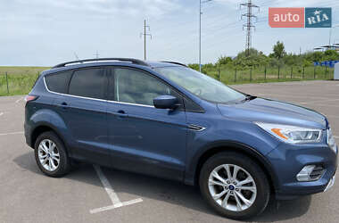 Внедорожник / Кроссовер Ford Escape 2018 в 