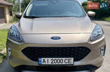 Внедорожник / Кроссовер Ford Escape 2020 в 