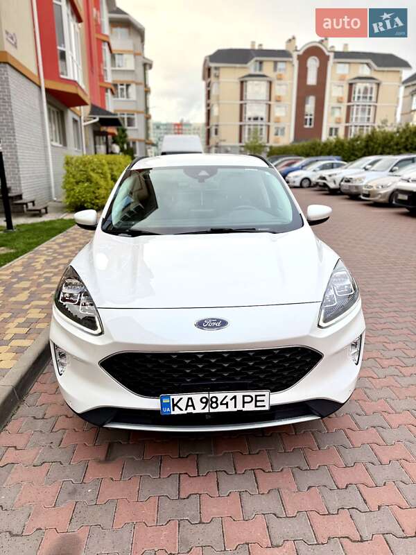 Внедорожник / Кроссовер Ford Escape 2021 в Киеве