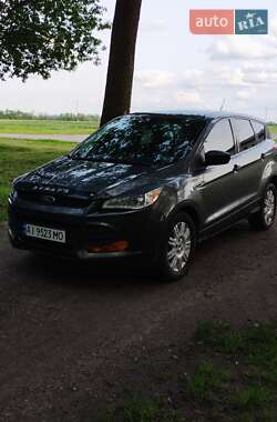 Внедорожник / Кроссовер Ford Escape 2015 в 
