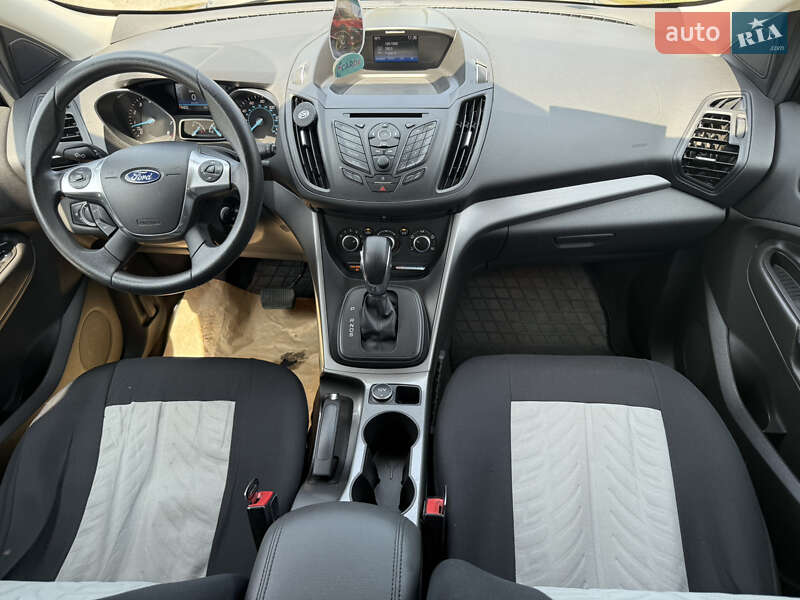Внедорожник / Кроссовер Ford Escape 2016 в Днепре