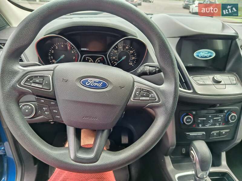 Внедорожник / Кроссовер Ford Escape 2018 в Сколе фото 6 Внедорожник / Кроссовер Ford Escape 2018 в Сколе