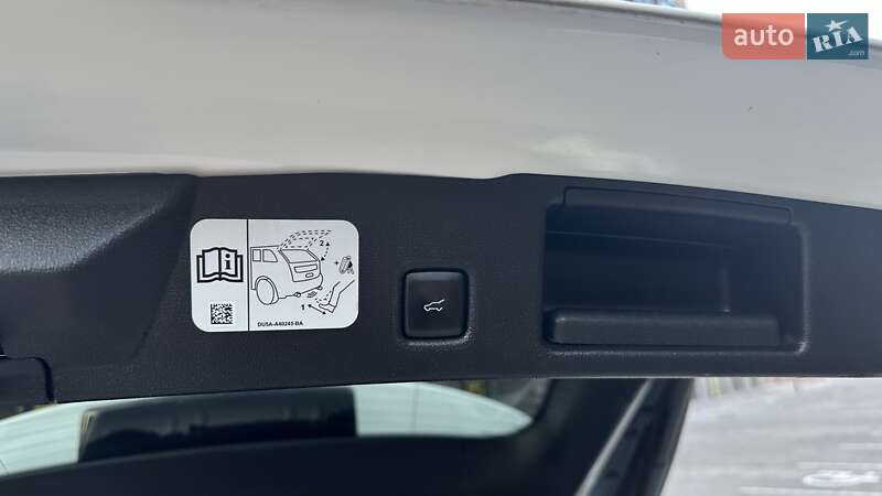 Внедорожник / Кроссовер Ford Escape 2020 в Вишневом