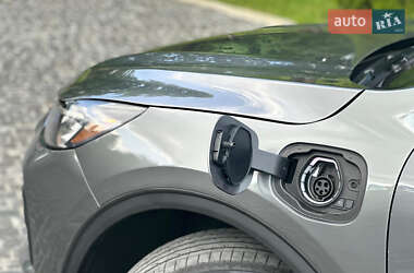 Внедорожник / Кроссовер Ford Escape 2023 в 