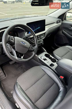Внедорожник / Кроссовер Ford Escape 2023 в 