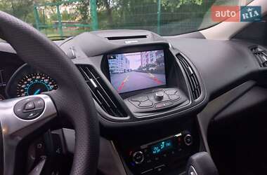 Внедорожник / Кроссовер Ford Escape 2013 в 