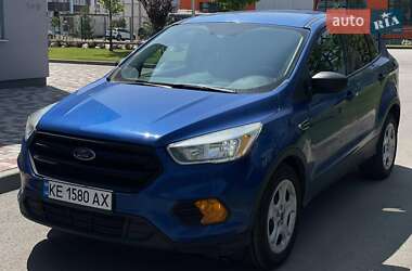 Внедорожник / Кроссовер Ford Escape 2016 в 