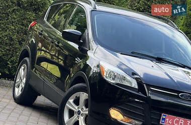 Внедорожник / Кроссовер Ford Escape 2014 в 