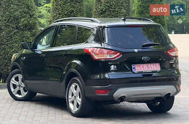 Внедорожник / Кроссовер Ford Escape 2014 в 