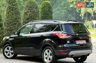 Внедорожник / Кроссовер Ford Escape 2014 в 