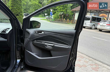 Внедорожник / Кроссовер Ford Escape 2014 в 
