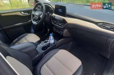Внедорожник / Кроссовер Ford Escape 2022 в 